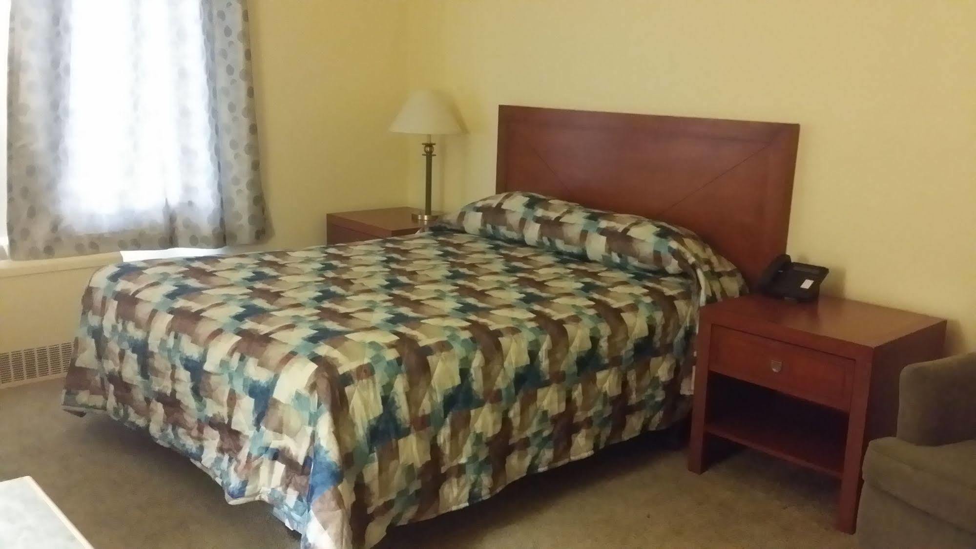 Beaver Hotel North Battleford Eksteriør billede